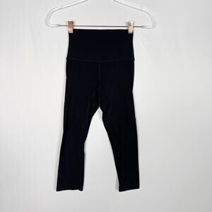 Lululemon Womens 2 Black Align Crop Leggings 19" Inseam Nulu Soft Sweat Wicking